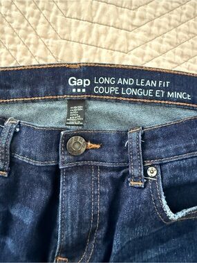 Gap Long and Lean Fit Dark Wash Jeans - Size 10
